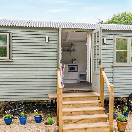 Fig Tree Shepherds Hut Bridport Exterior foto